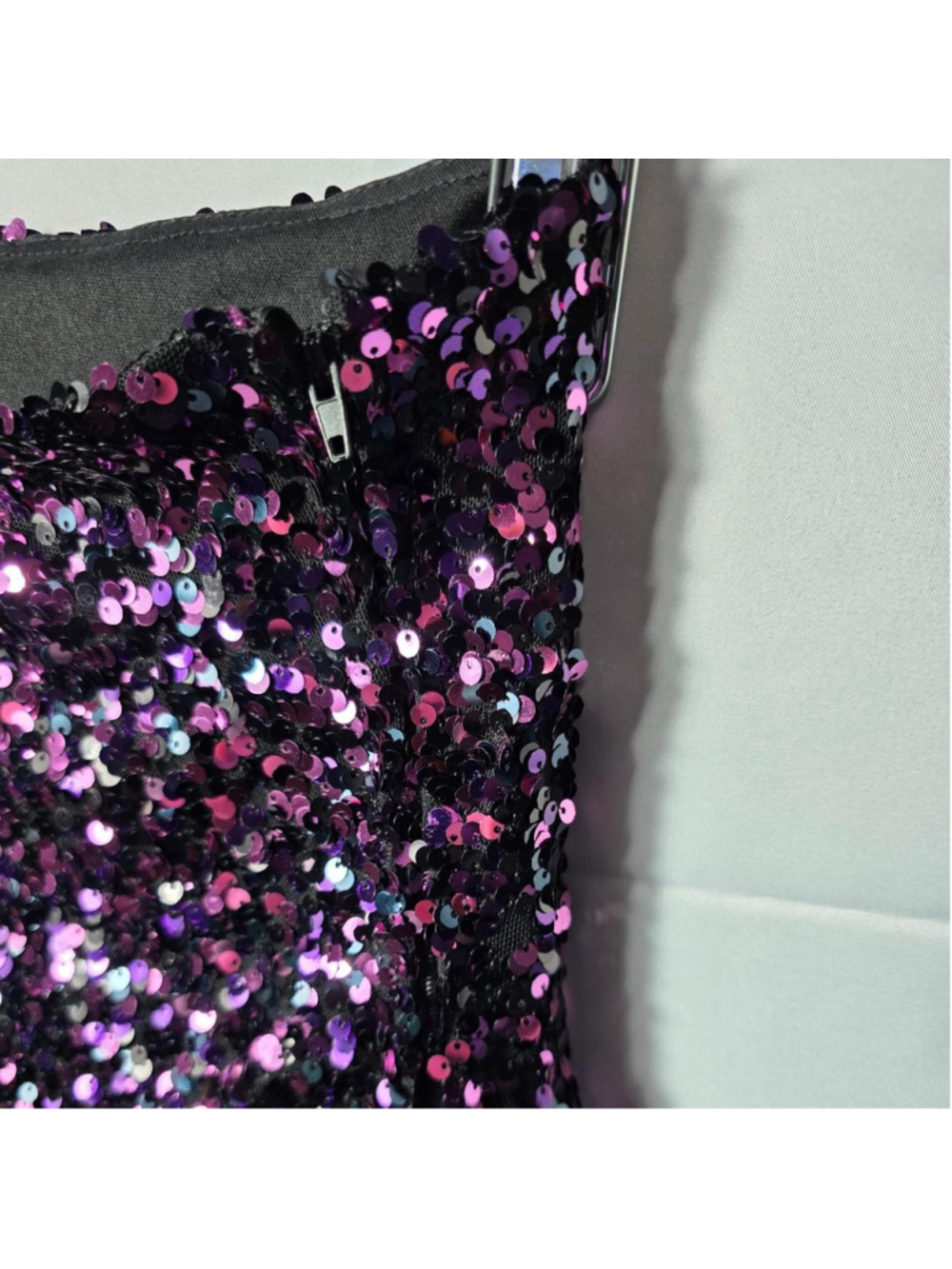 Purple sequin bodycon dress with one short sleeve Size: S #glamour #party #bodyc - Picture 4 of 5
